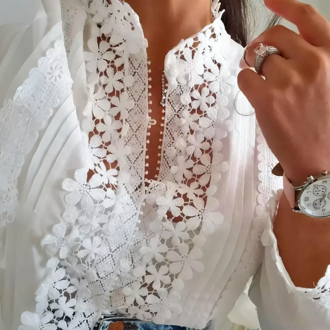 JaeLynn | Lace blouse