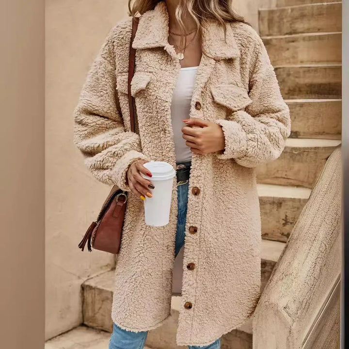 Leonie | Plush coat