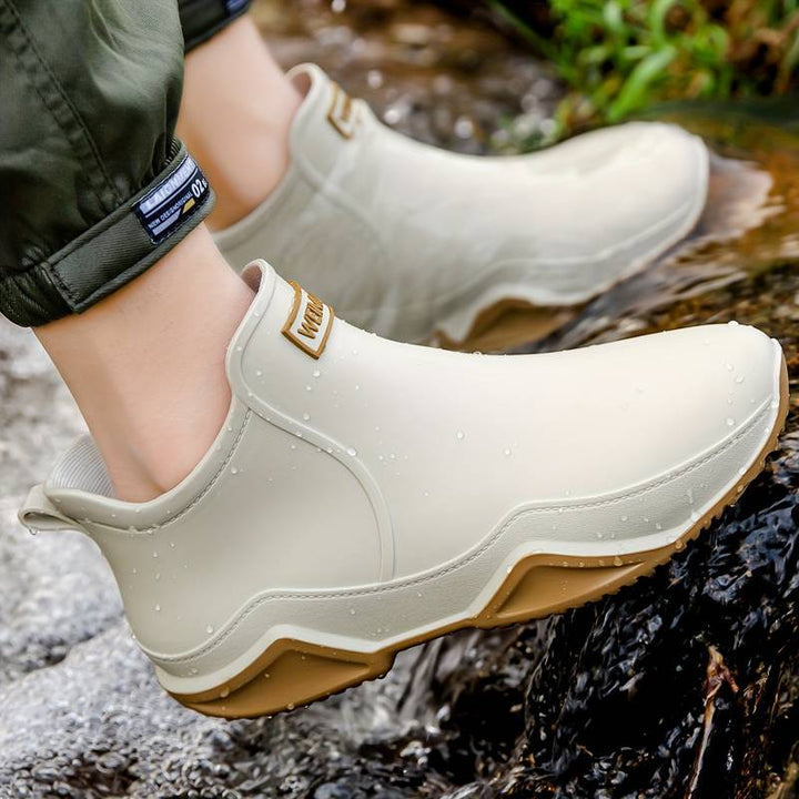 Eviènne | Modern orthopaedic rubber boot