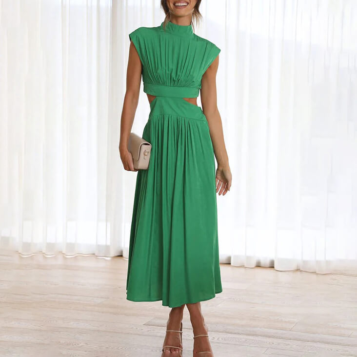 Sabine | Pleated dress with high collar