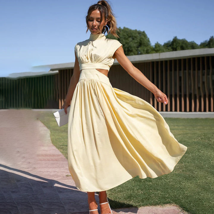 Sabine | Pleated dress with high collar